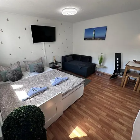 Neptun Monteur-&ferien In Apartment *